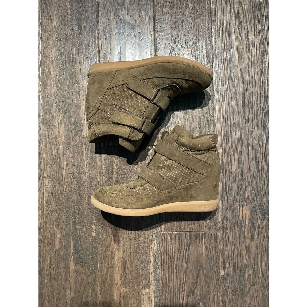 Indigo Rd. Irkalani-R Wedge Bootie Sneaker